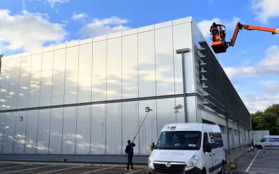 Window cleaning high rise buildings