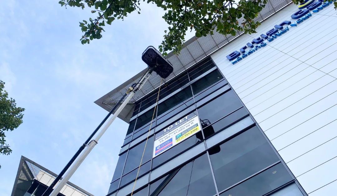 Exploring Different Window Techniques for Various Types of Glass